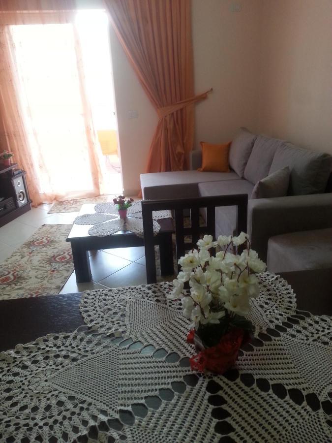 Christos Apartments Sarandë 외부 사진
